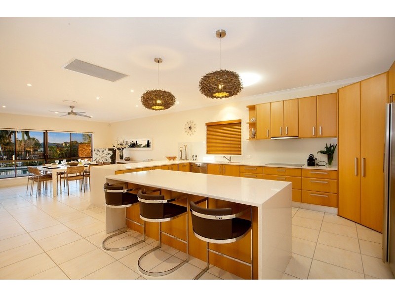 52 North Point, Banksia Beach QLD 4507