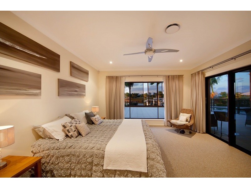 52 North Point, Banksia Beach QLD 4507