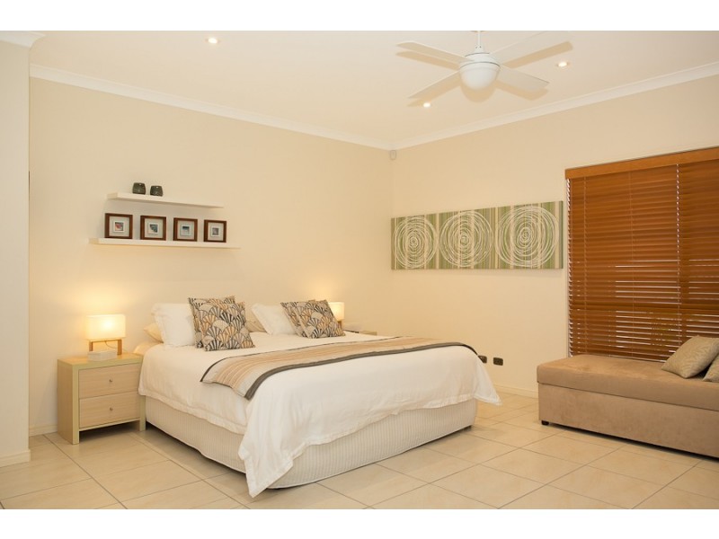 52 North Point, Banksia Beach QLD 4507