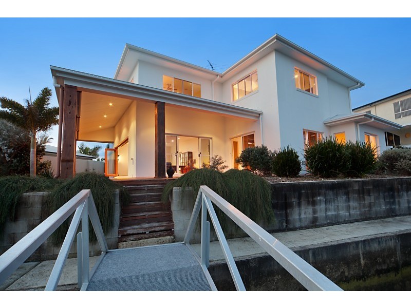 48 Tradewinds Drive, Banksia Beach QLD 4507