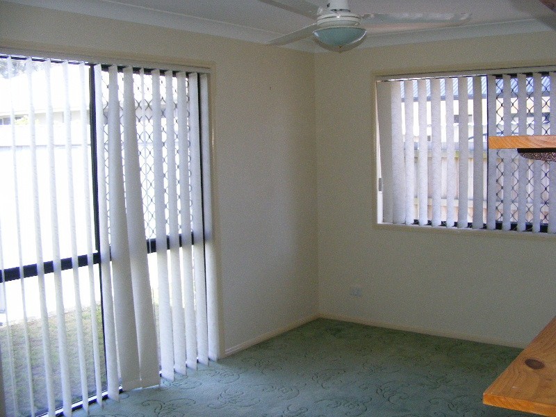 1 Wategoes Street, Sandstone Point QLD 4511