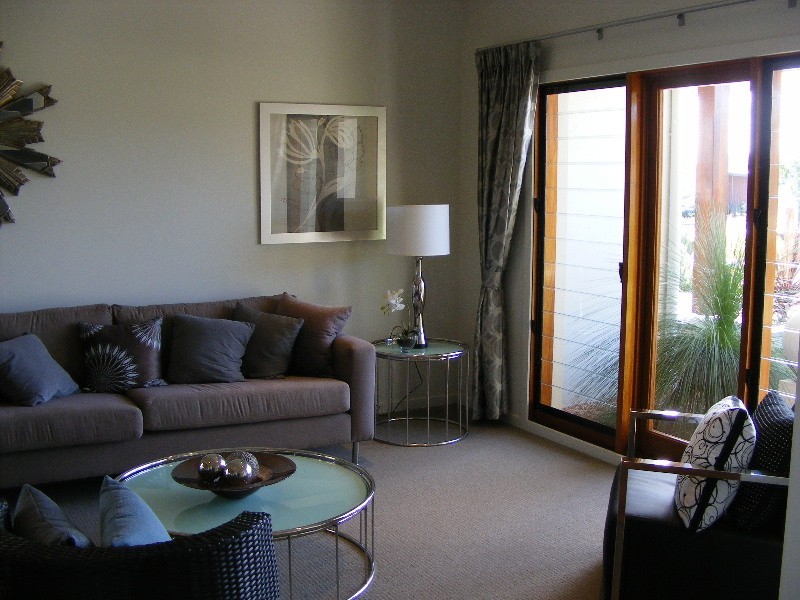 Sandstone Point QLD 4511