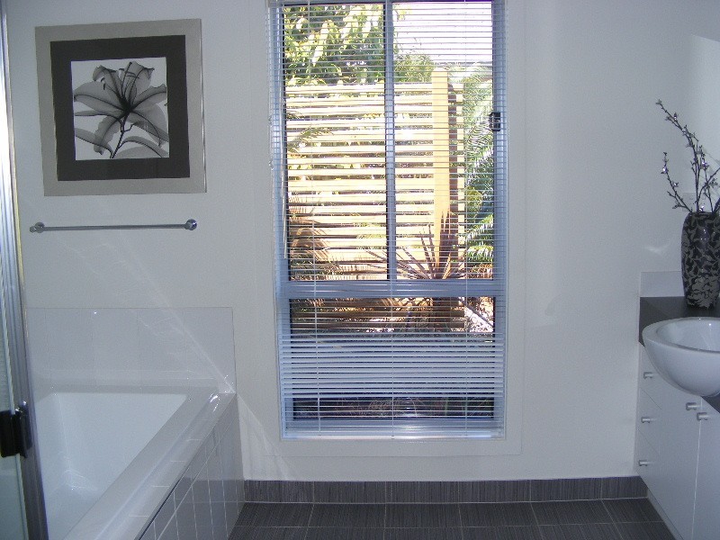 Sandstone Point QLD 4511