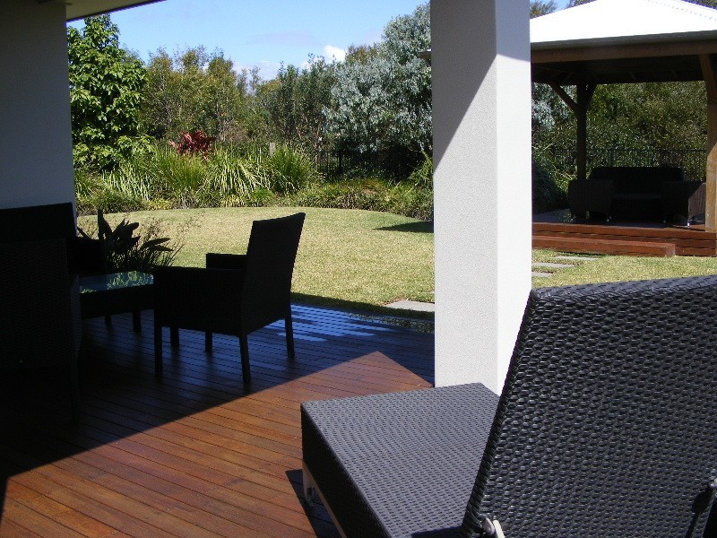 Sandstone Point QLD 4511