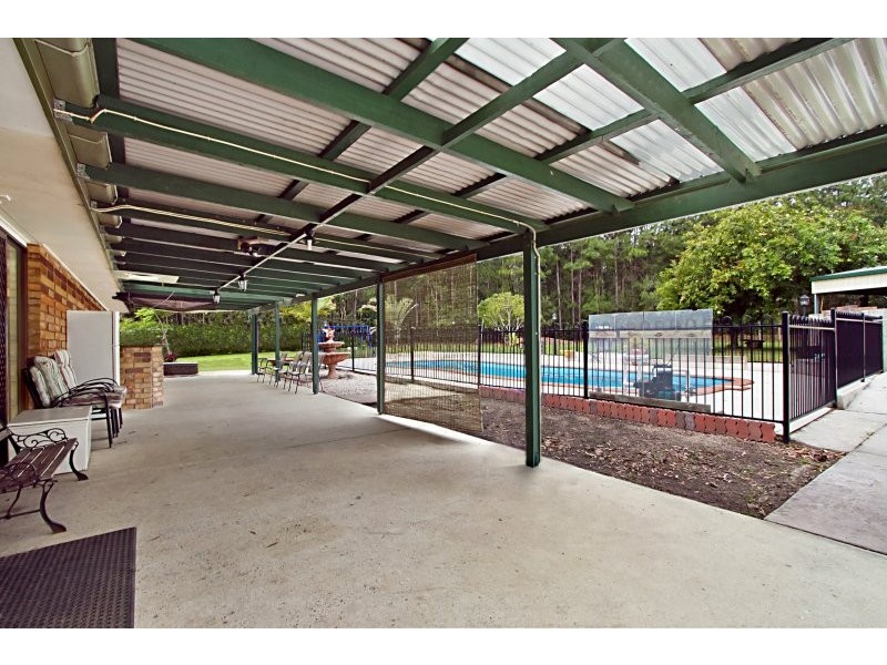 22 Taksan Place, Ningi QLD 4511
