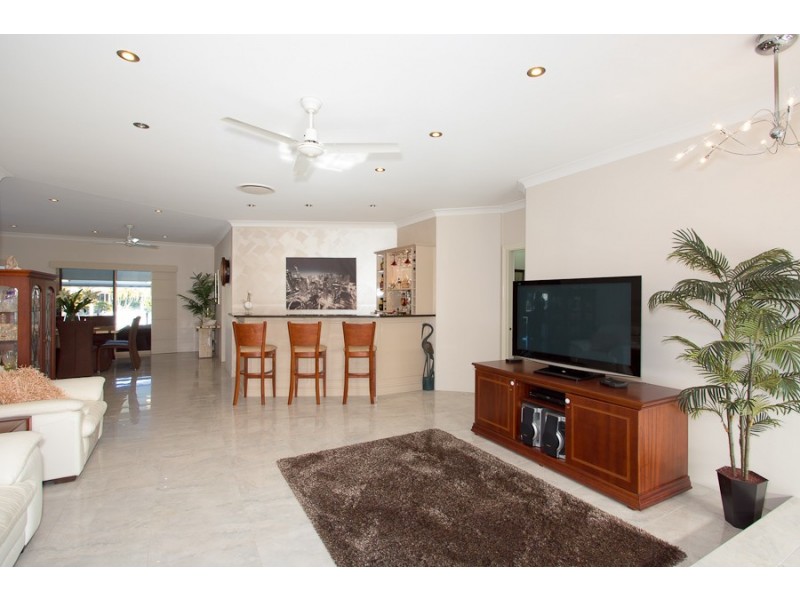 24 Island Parade, Banksia Beach QLD 4507