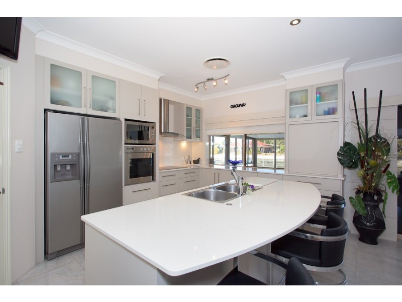 24 Island Parade, Banksia Beach QLD 4507