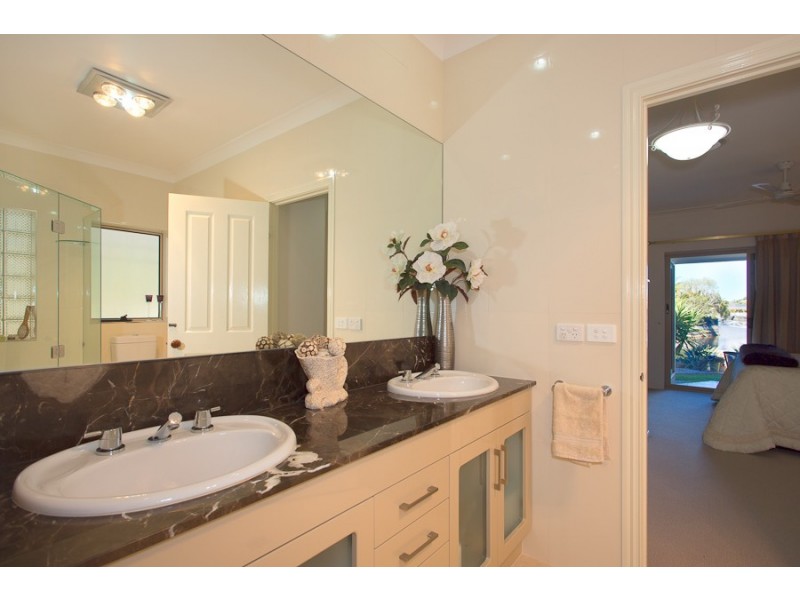 24 Island Parade, Banksia Beach QLD 4507