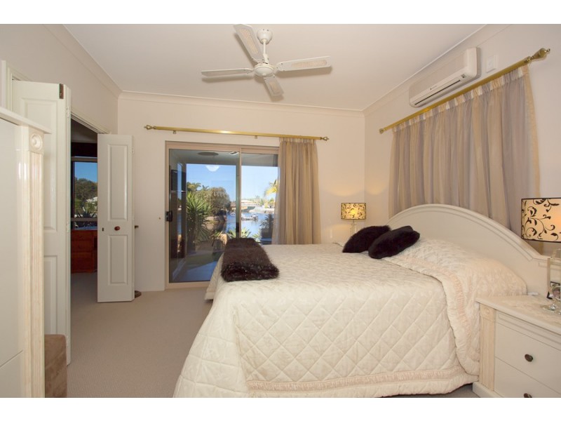 24 Island Parade, Banksia Beach QLD 4507