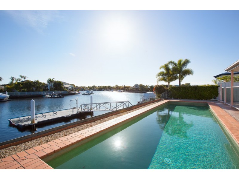 7 Voyagers Drive, Banksia Beach QLD 4507