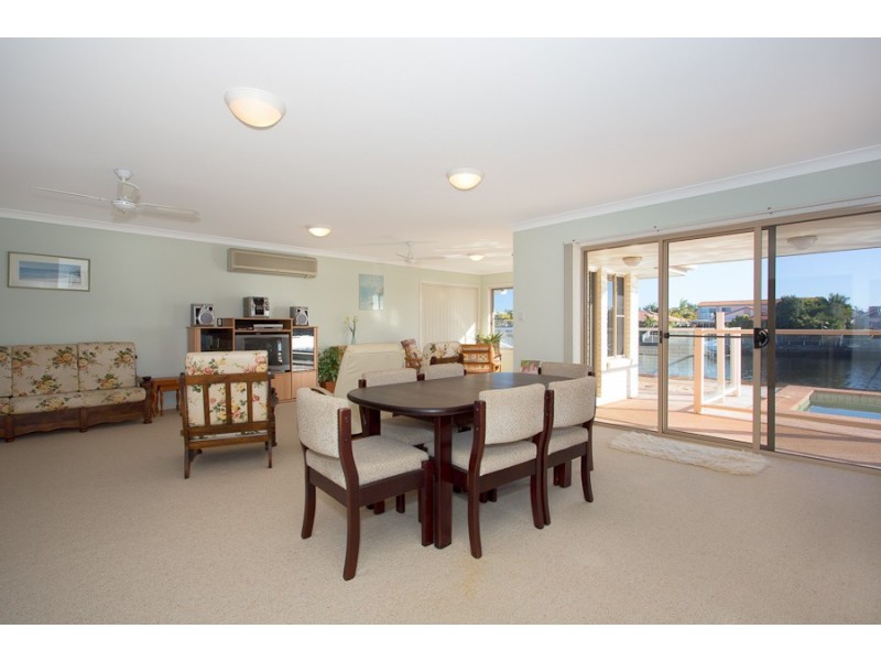 7 Voyagers Drive, Banksia Beach QLD 4507
