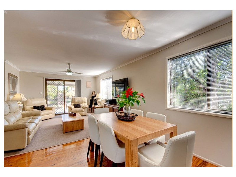 Sandstone Point QLD 4511