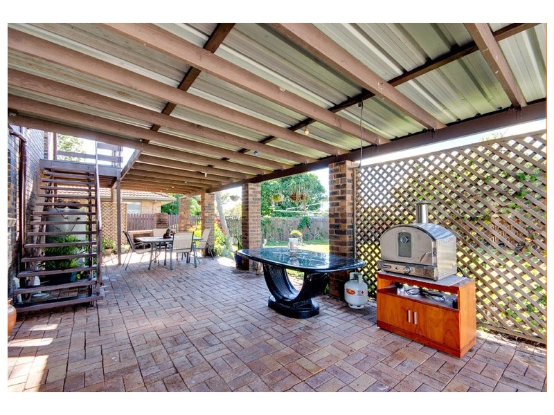 Sandstone Point QLD 4511