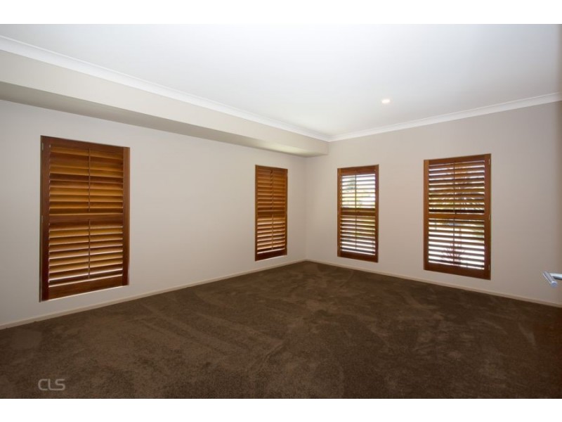 18 Barklya Cres, Bongaree QLD 4507