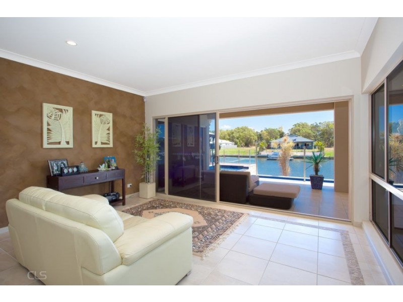 18 Barklya Cres, Bongaree QLD 4507