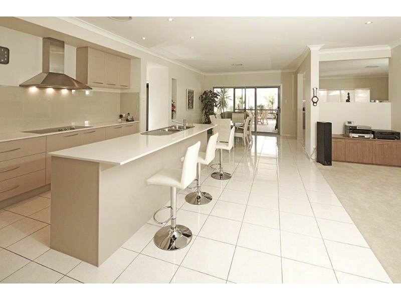 8 Blueberry Street, Banksia Beach QLD 4507