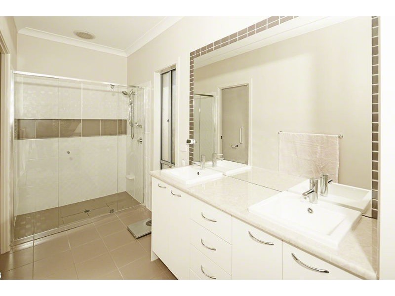 8 Blueberry Street, Banksia Beach QLD 4507