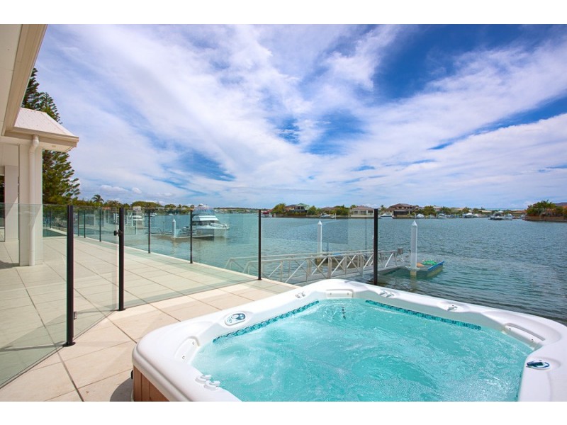 11 Botany Cres, Banksia Beach QLD 4507