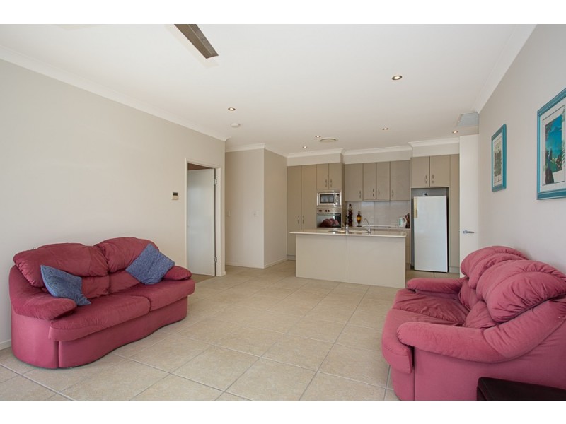 11 Botany Cres, Banksia Beach QLD 4507