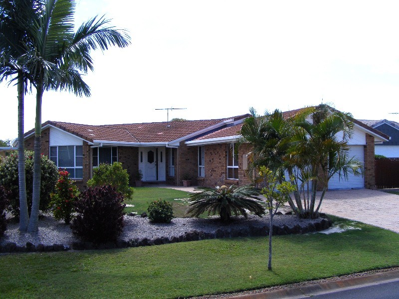 50 Jacaranda Drive, Bongaree QLD 4507