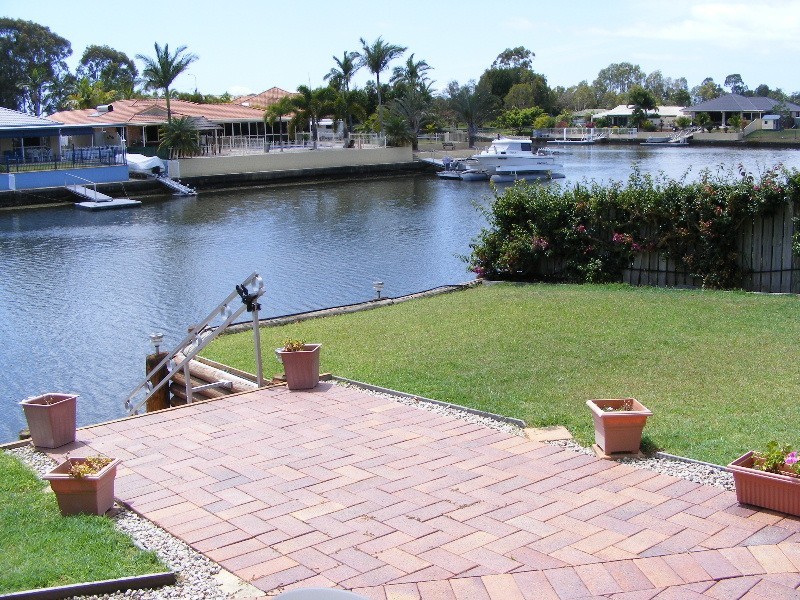 50 Jacaranda Drive, Bongaree QLD 4507