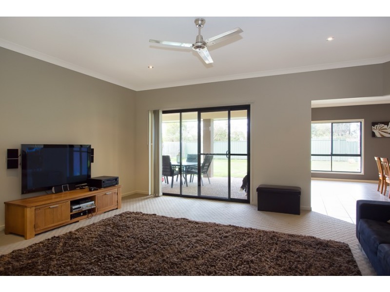 15 Pectoral Place, Banksia Beach QLD 4507
