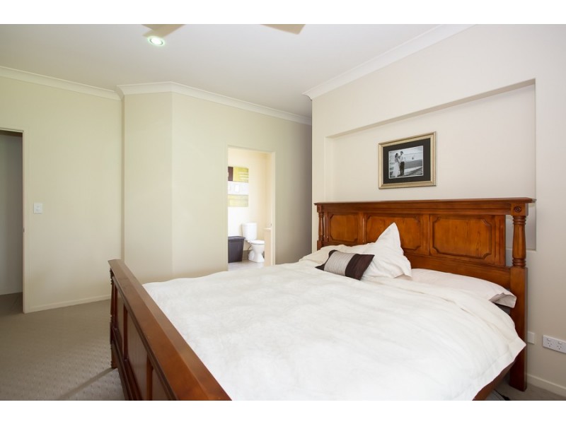 15 Pectoral Place, Banksia Beach QLD 4507