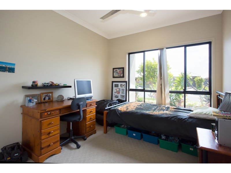 15 Pectoral Place, Banksia Beach QLD 4507