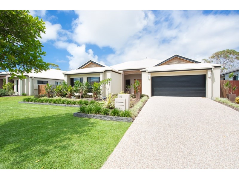 15 Pectoral Place, Banksia Beach QLD 4507