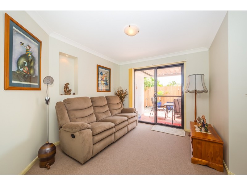 28 Dugong Crescent, Banksia Beach QLD 4507