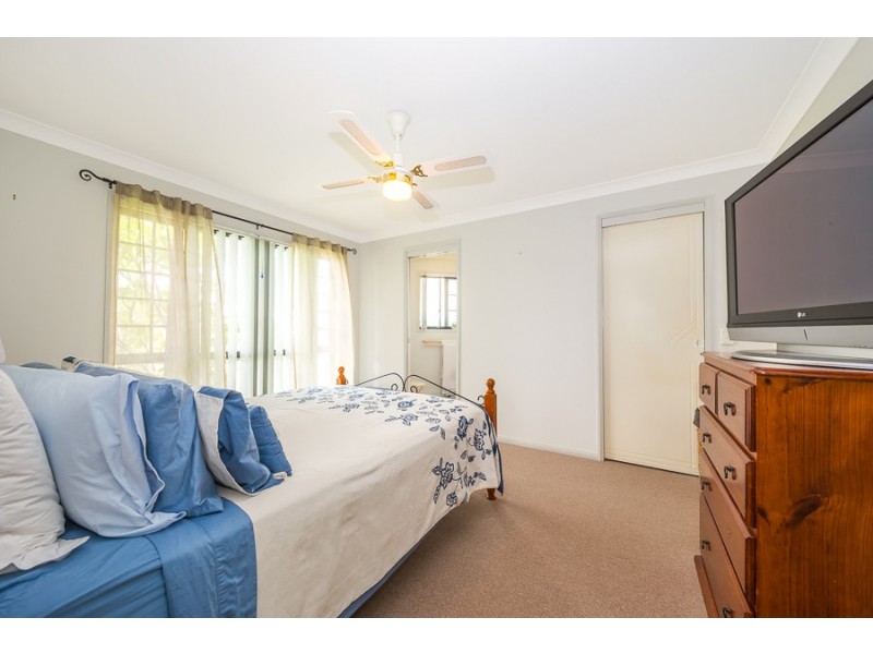 28 Dugong Crescent, Banksia Beach QLD 4507