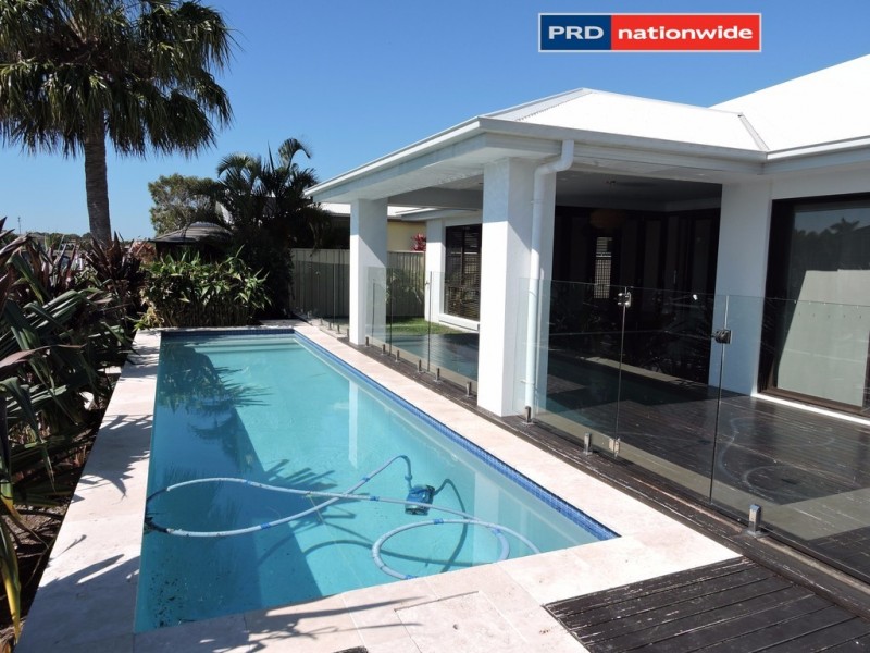 121 Voyagers Drive, Banksia Beach QLD 4507