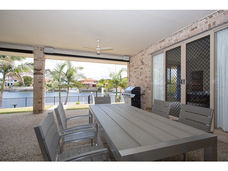 42 Topsail Crct, Banksia Beach QLD 4507