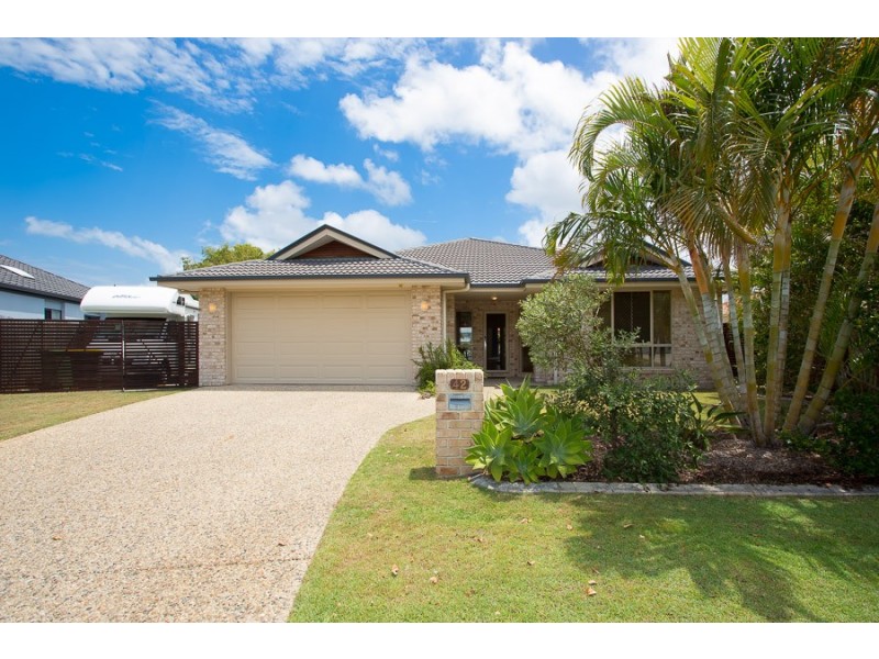 42 Topsail Crct, Banksia Beach QLD 4507