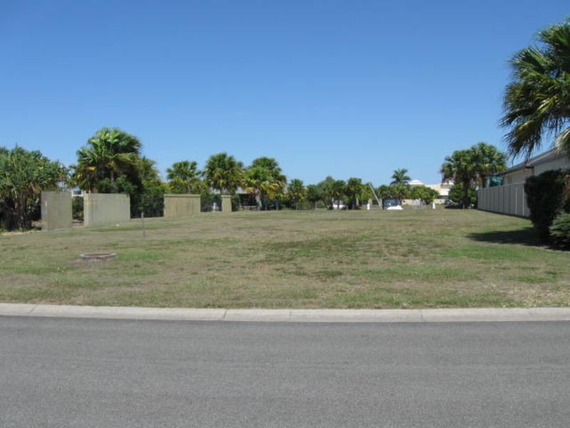 33 North Point, Banksia Beach QLD 4507