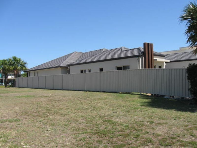 33 North Point, Banksia Beach QLD 4507