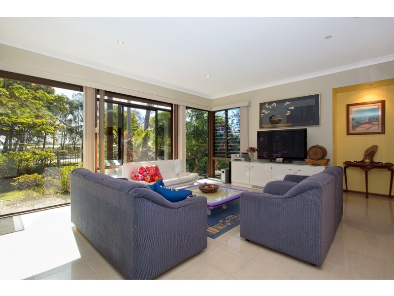 14 Venus Court, Banksia Beach QLD 4507