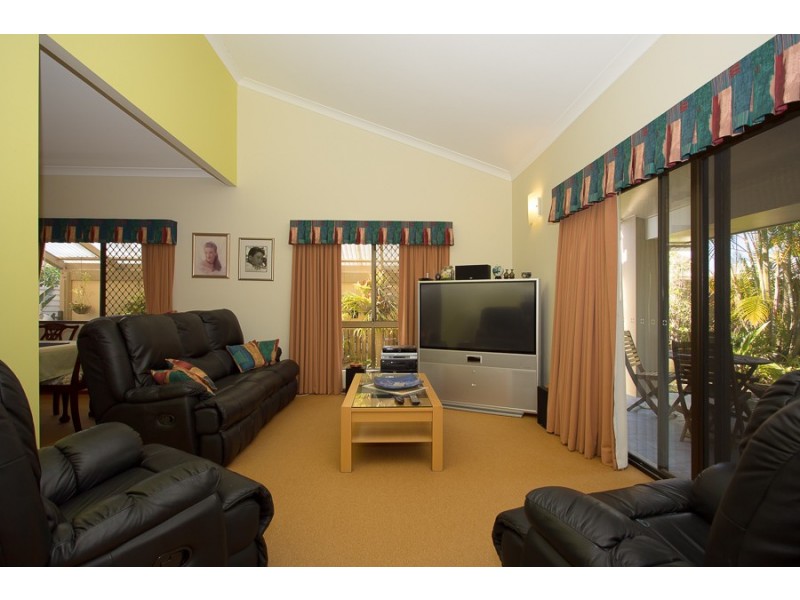14 Venus Court, Banksia Beach QLD 4507