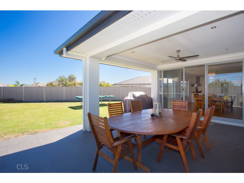 13 Blueberry Street, Banksia Beach QLD 4507