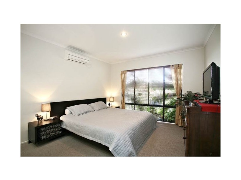 12 Fulmar Cresent, Banksia Beach QLD 4507