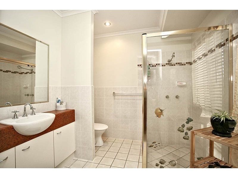 12 Fulmar Cresent, Banksia Beach QLD 4507