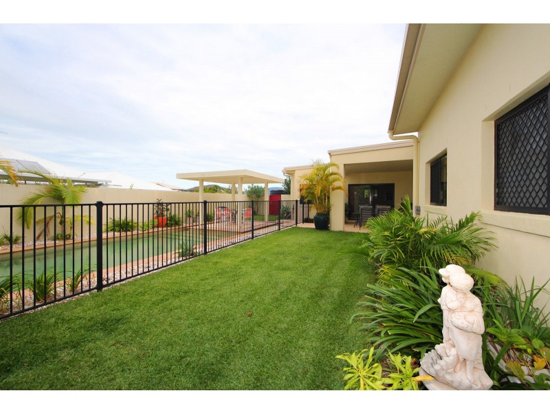 40 Kakadu Circuit, Banksia Beach QLD 4507