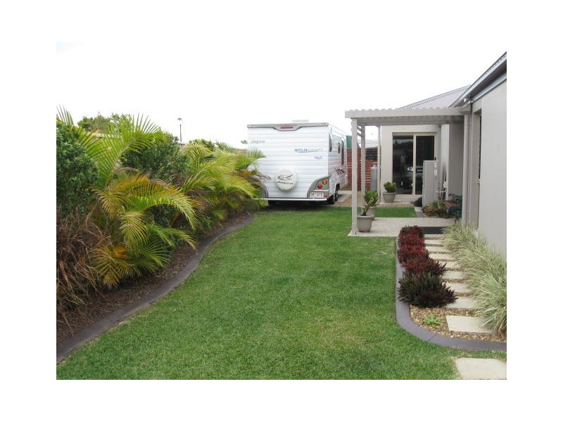 26 Blueberry Street, Banksia Beach QLD 4507