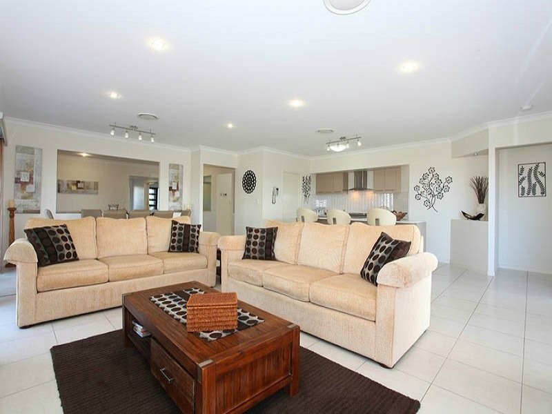 26 Blueberry Street, Banksia Beach QLD 4507