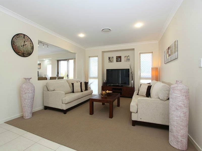 26 Blueberry Street, Banksia Beach QLD 4507