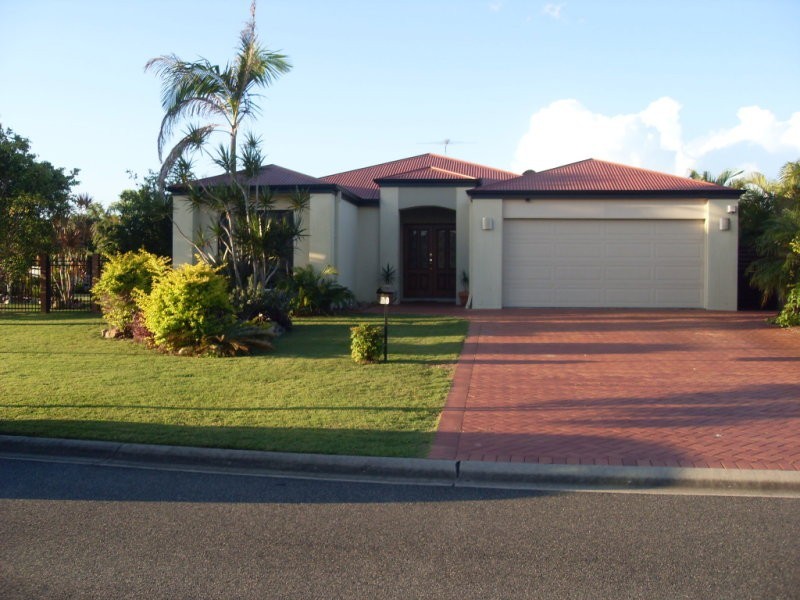 50 Kakadu Circuit, Banksia Beach QLD 4507