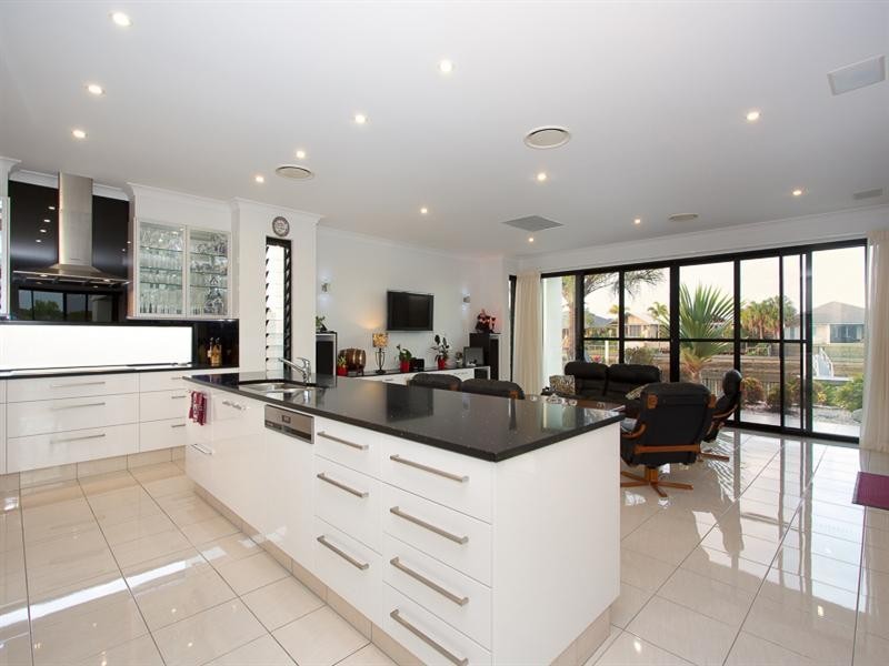 40 North Point, Banksia Beach QLD 4507