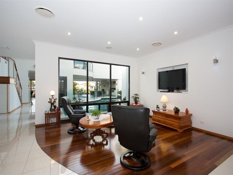 40 North Point, Banksia Beach QLD 4507