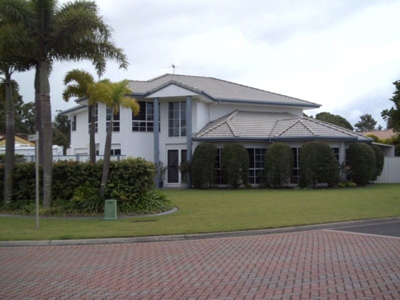 2 Windward Place, Banksia Beach QLD 4507