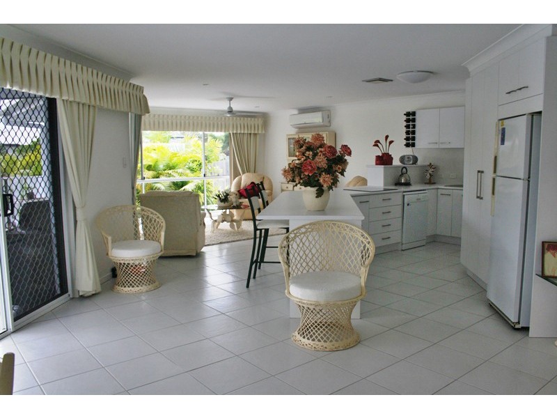 10 Raptor Parade, Banksia Beach QLD 4507